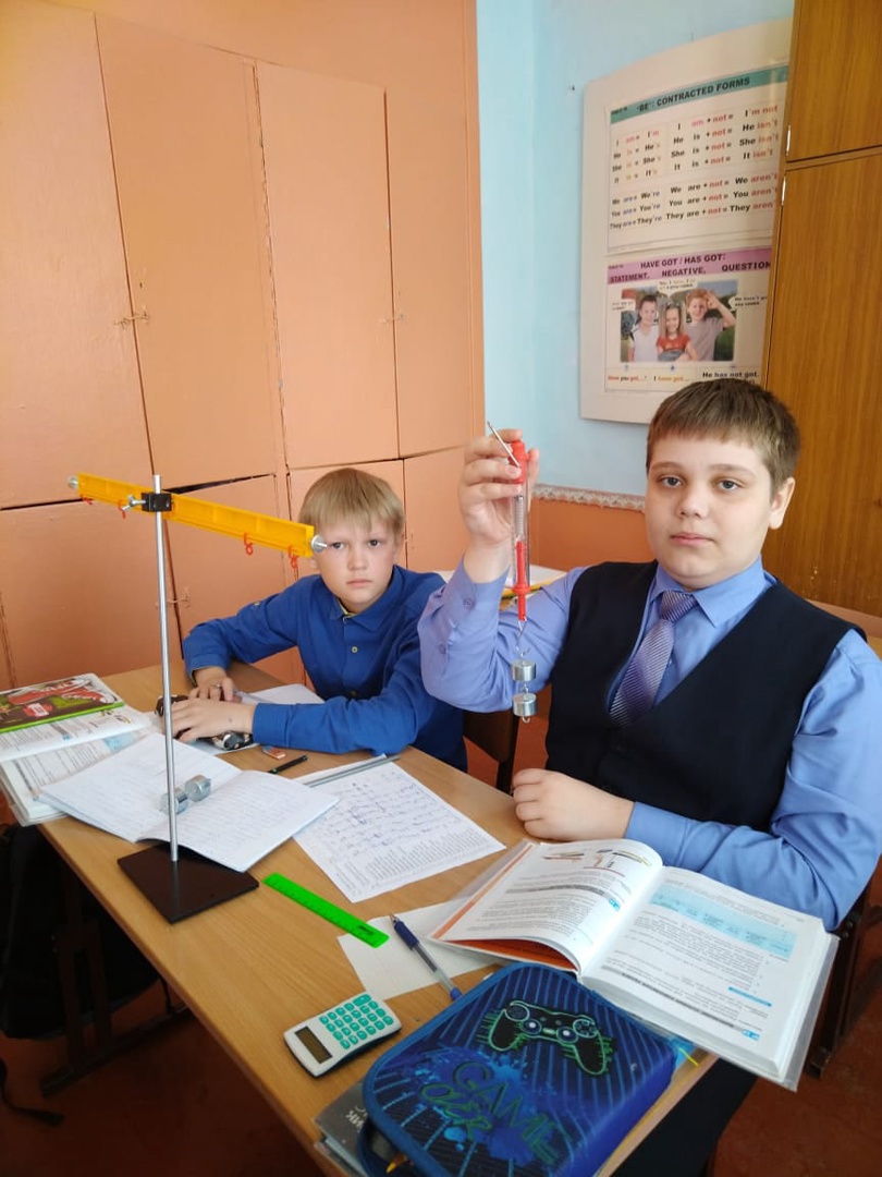 Проводим лабораторные работы по физике